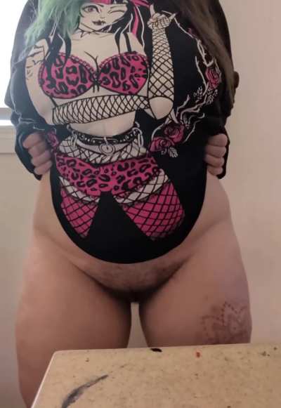 Thick, flirty and lots of trouble 😈 could you handle it 😜