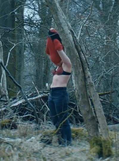 Florence Pugh is so thicc and sexy. Her ass is SO god damn fat