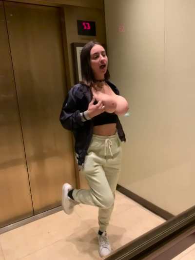 I love giving dads boners when I walk by
