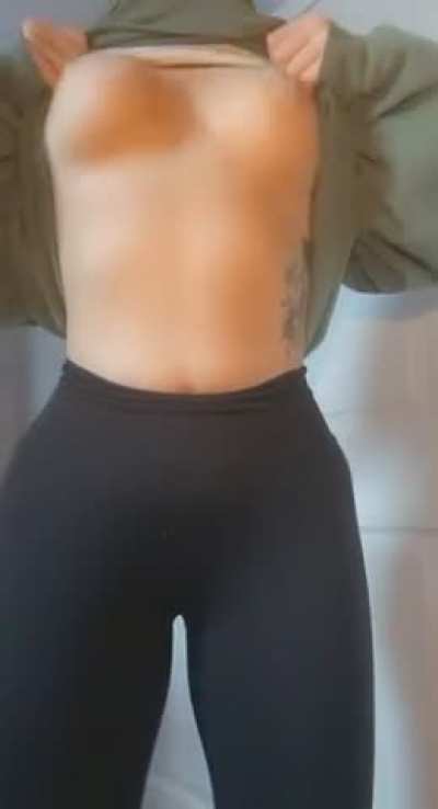 Revealing my mummy milkers for you xo