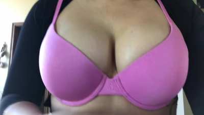 Drop those & cum play