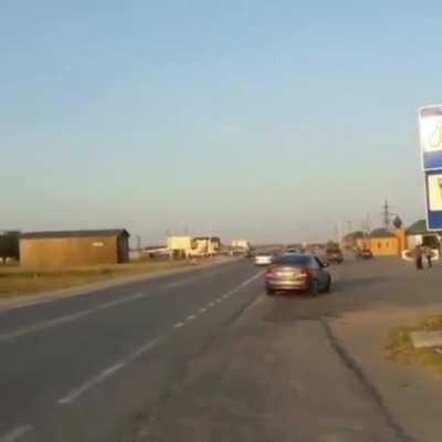 Полетел кукурузить