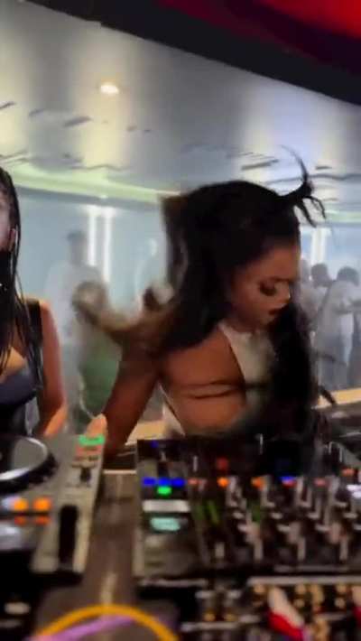 your favorite dj