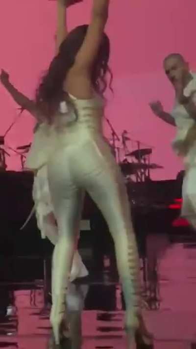 Camila Shaking Her Ass
