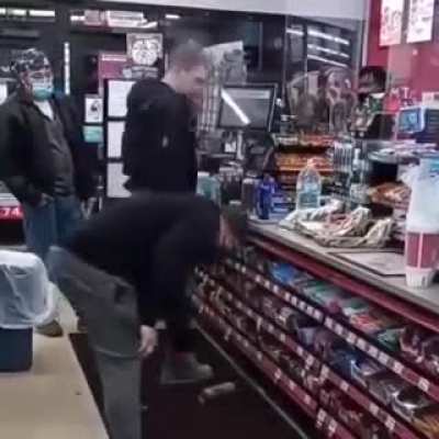 Rude person getting what he deserve