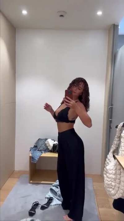Yassi Pressman