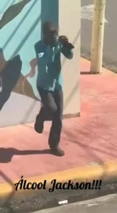 Tá vivo porraaaa