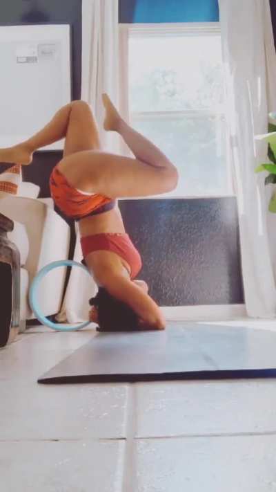 Stretch and Twerk