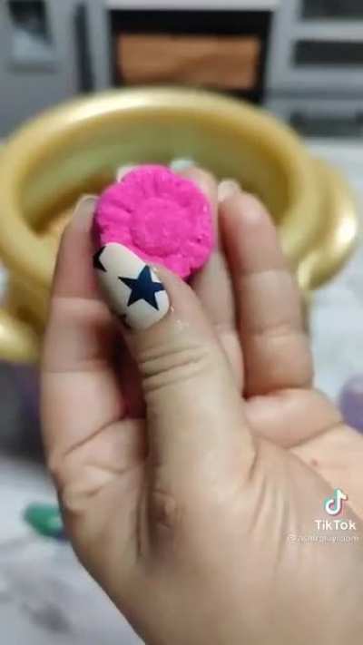 Im 26 years old girl who need this toy…my inner child is smiling 💟