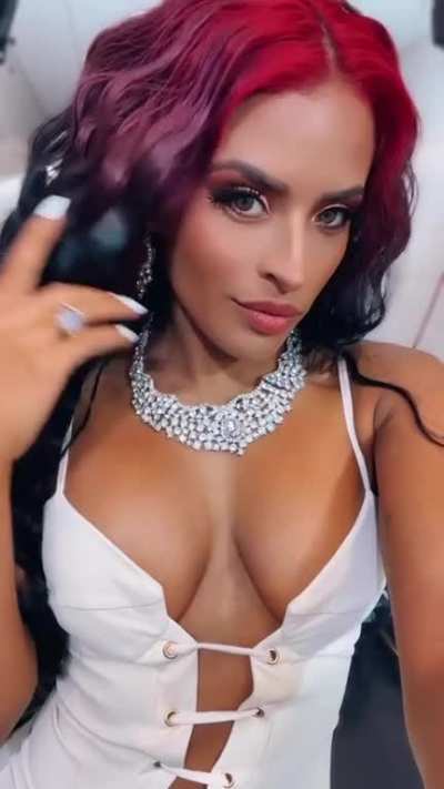 Zelina Vega