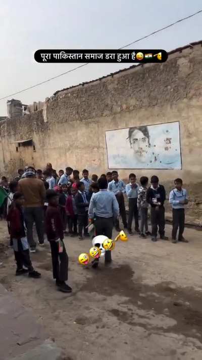 Aaj kal ke bachhe