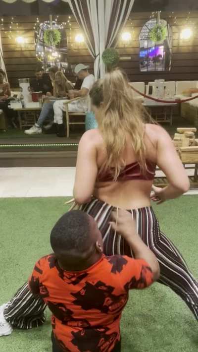 Jus tryna bring the ass to his level