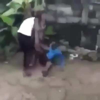 How it feels to fight a raider before his nerf.