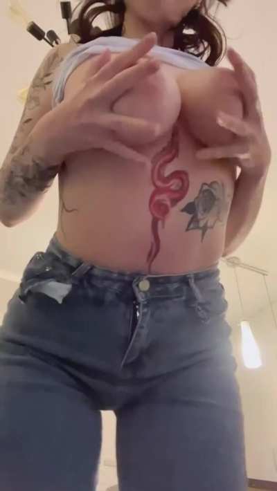 Would you fuck a girl with my body type? [drop]