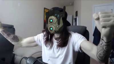 moistcritikal hunter