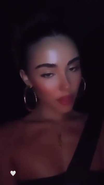 Stunning she is