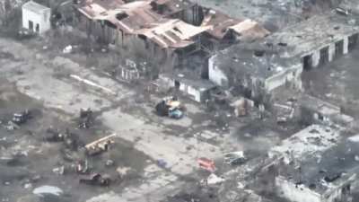 Avdiivka industrial zone this morning Previously, at the moment, the enemy controls it by 80-90%