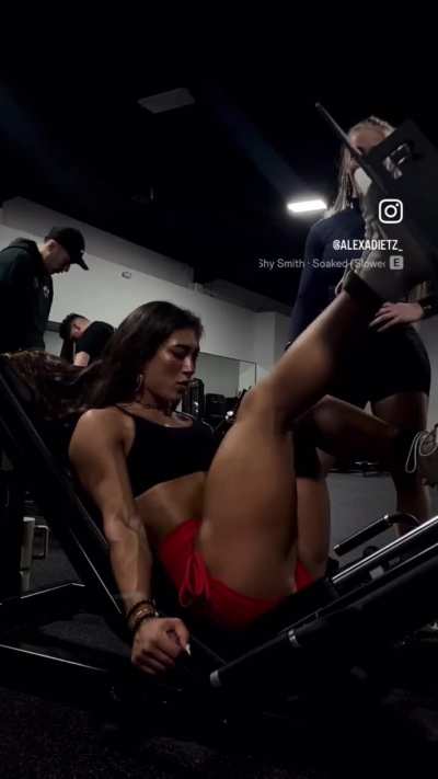 Ass rippling