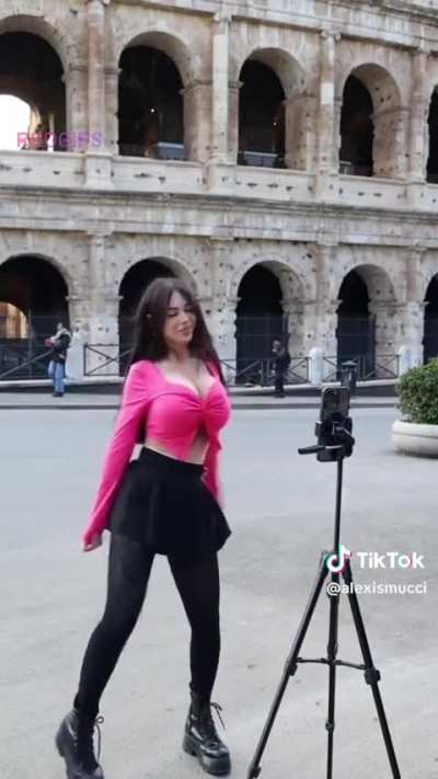 @alexismucci