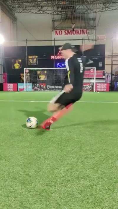 Insane knuckleball.