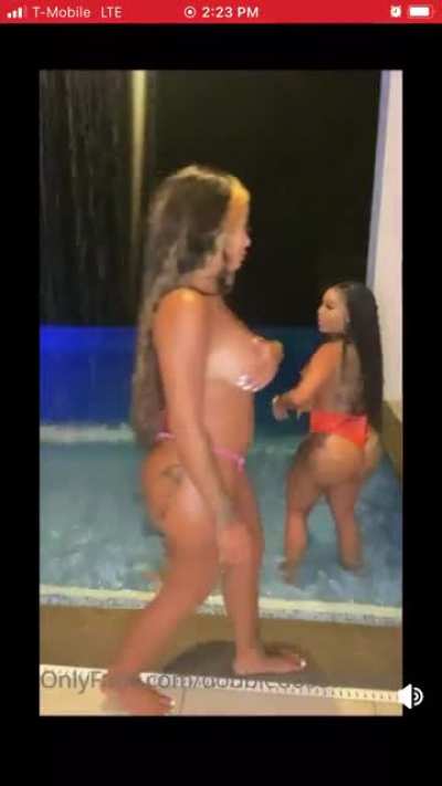 Pool and titties