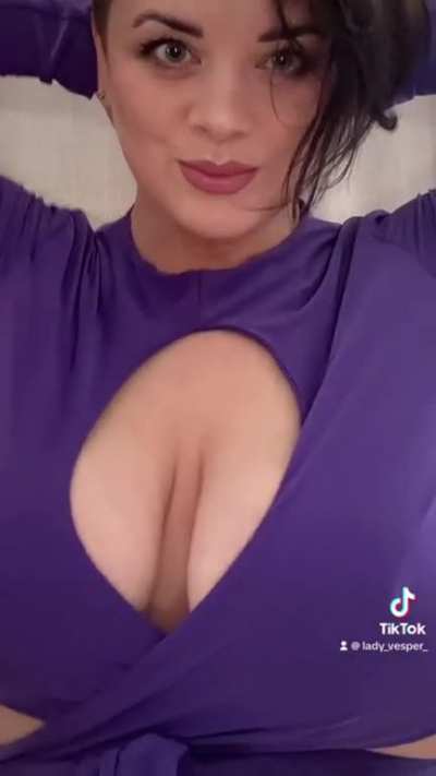 @lady_vesper_