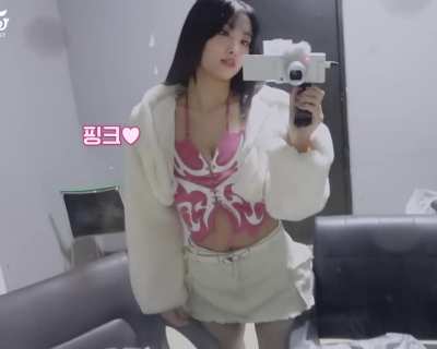 Momo likes her Set Me Free outfit