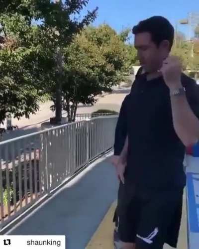 I'm ashamed of sharing oxygen with this piece of shit