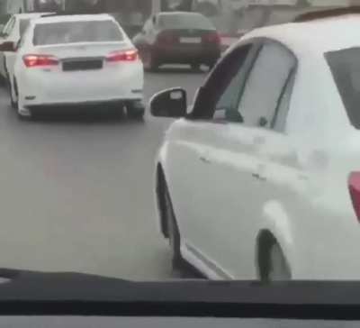 Zig zag car