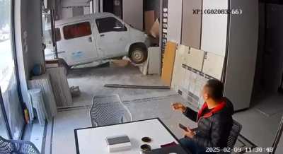 That dude’s contemplating quitting for sure