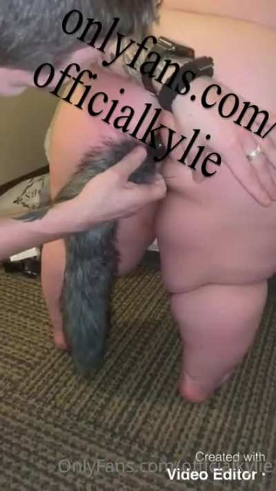 butt plug insertion