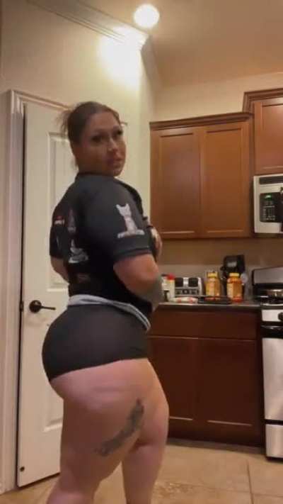 Mmm