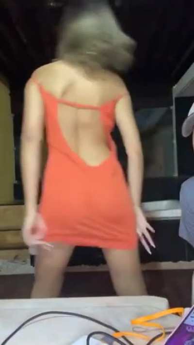 Rhayza Bucetinha em 4 segundos