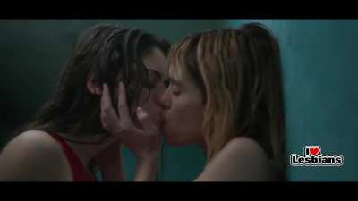 Alba Planas & Carmen Daza (Express - s01e01)