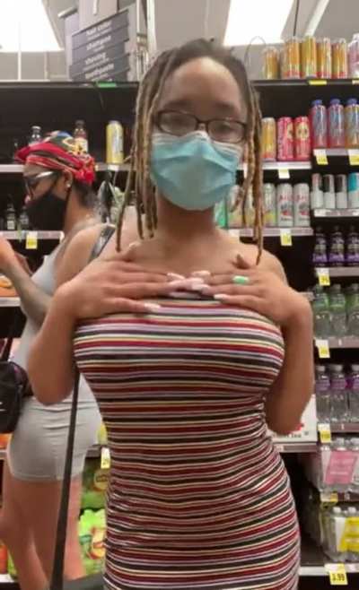 Quick flash in the store [reveal]