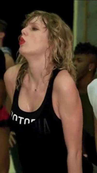 Sexy GIF by celeb<wbr>sboot<wbr>ytrea<wbr>sure