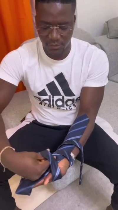 How to do a tie