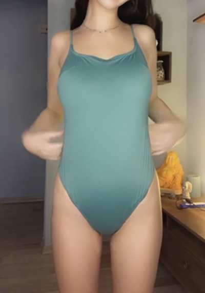 Full piece bathing suits are cute but it kinda hides my figure
