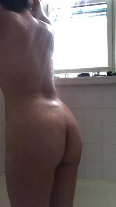 I saw you peeking so I jiggled it for you.