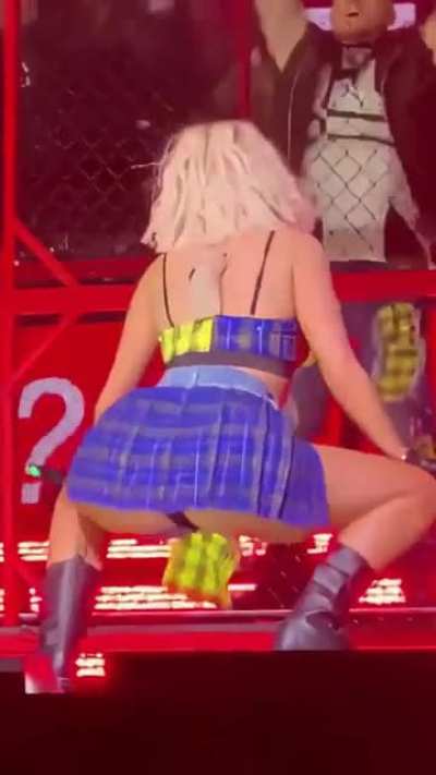 Perrie Edwards