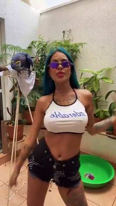 Tati Zaqui