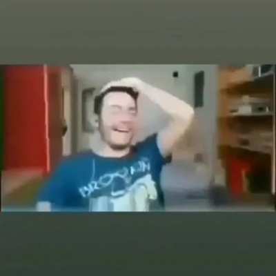 🤨
