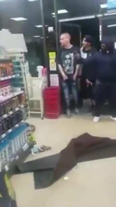 Never piss off the 7-Eleven clerks