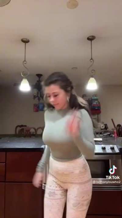 😳