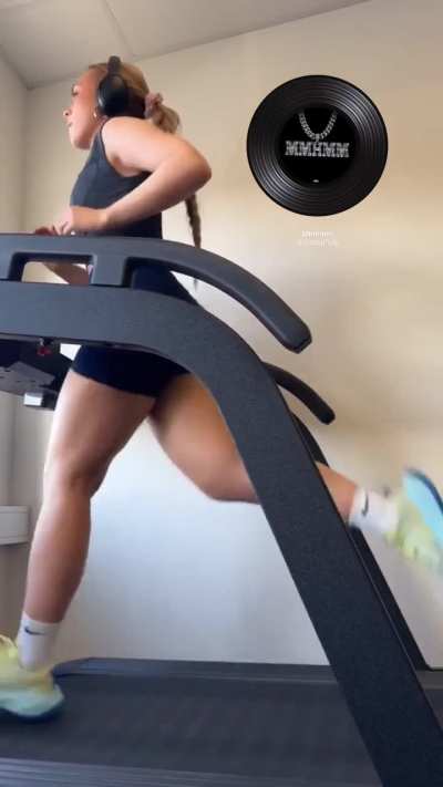 Running 🍑