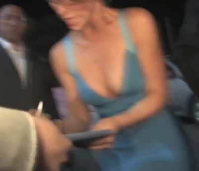 Autograph Time