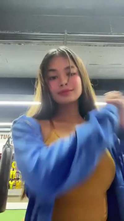 Shanelle Agustin