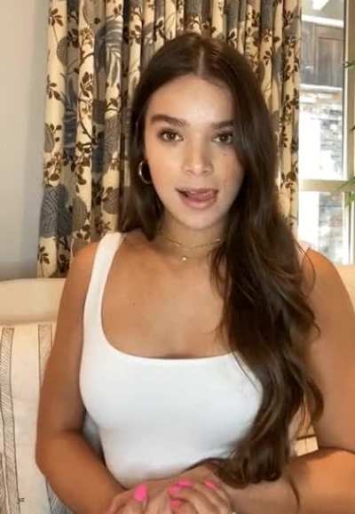 Hailee Steinfeld 