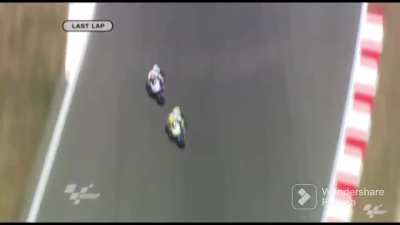 Throwback to the most iconic last lap battle of all time.