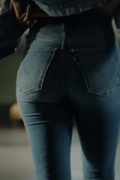 Deepika Padukone has the most perfect ass in the world